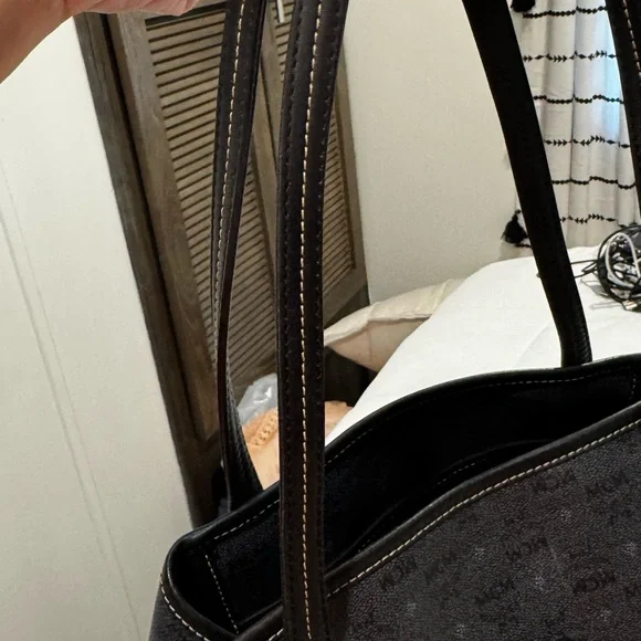 MCM Black Shopper Bag with Sturdy Leather Handles - Picture 5 of 14